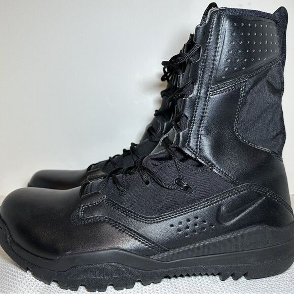 Nike Mens Shoes Size 11.5 SFB Field 2 8” Gore-Tex Tactical Boots Military Police - Picture 2 of 8
